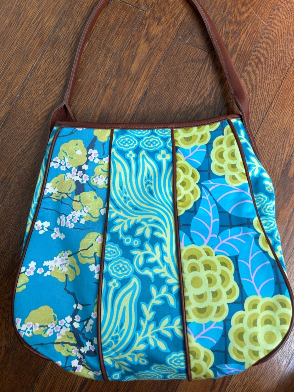 Like New Amy Butler Purse